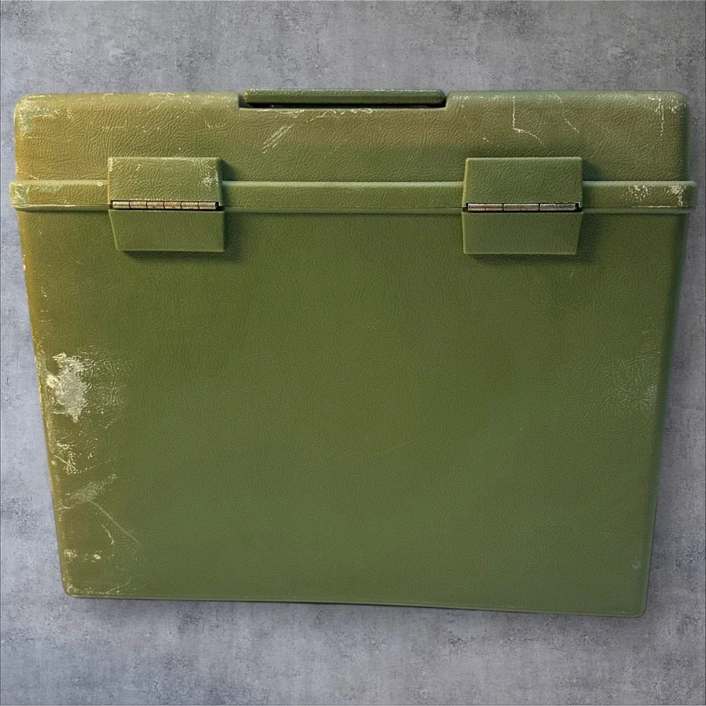 Vintage 1970's Sterling Plastics File Storage‎ Box in Army Green File Folders